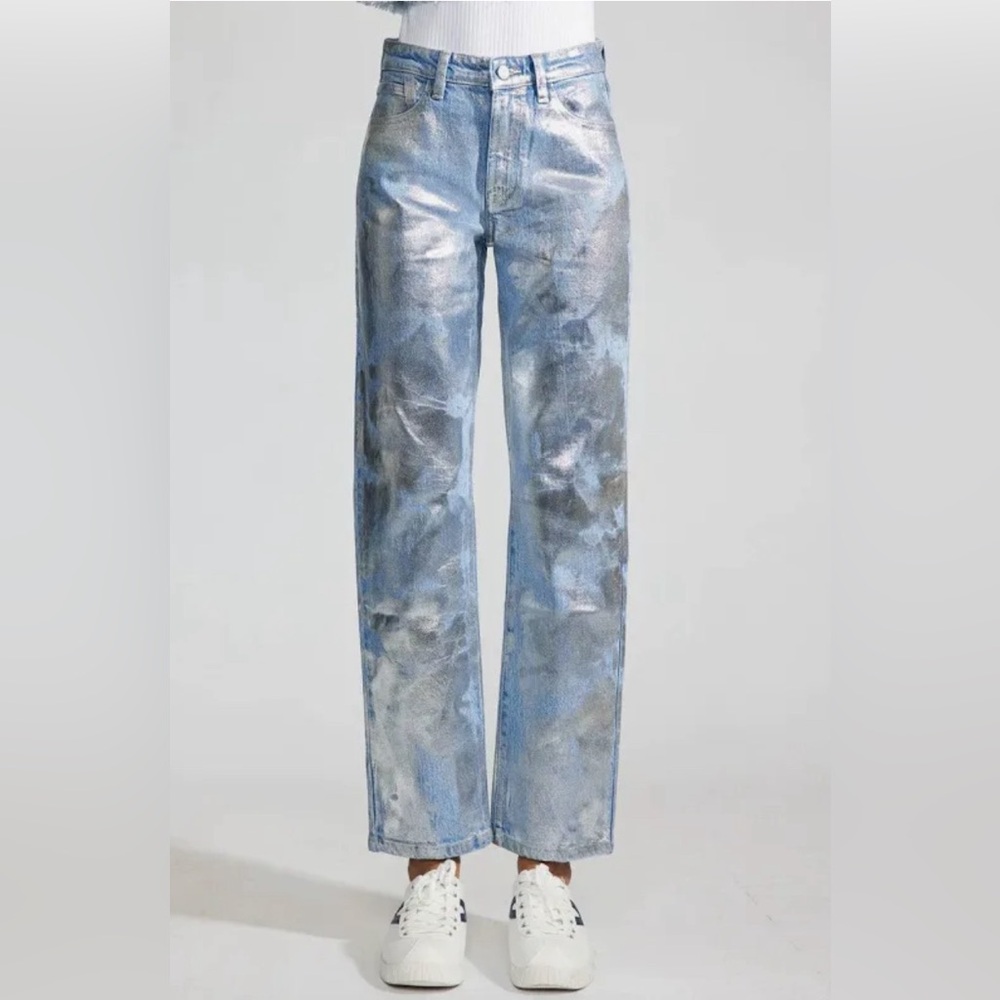 NEW!  KanCan Premier Silver Washed Straight Leg High Waist Jeans Size 23 NWT